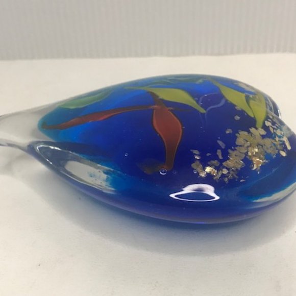 VTG Murano Glass Art, Heart Shaped Cobalt Blue Hand Blown Glass Paperweight - Picture 7 of 13